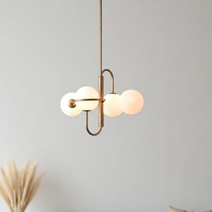 Modern Brass Chandelier with Glass Globes – Mid Century Ceiling Light Fixture – Minimalist Pendant Lamp for Dining Room or Living Room
