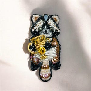 Raccoon Brooch Pin, Handmade Beaded Brooch, Embroidery Art Brooch, Colorful Statement Accessory, Gift for Her
