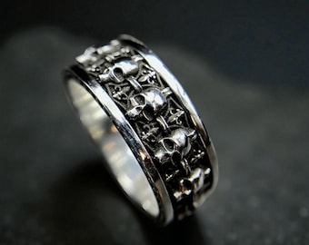 Gothic Skull Band Ring | Silver Oxidized Punk Jewelry