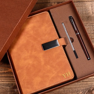 Personalisiertes Notizbuch-Set aus Leder, personalisiertes A5-Notizbuch aus veganem Leder, personalisierte Abschlussgeschenke, Geschenk zum neuen Job