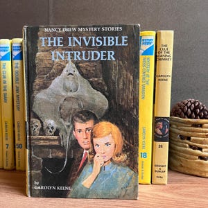 Nancy Drew Mystery Stories: The Invisible Intruder | Vintage Books | Secondhand Books | Collectible Books | YA Mystery | Girl Detective