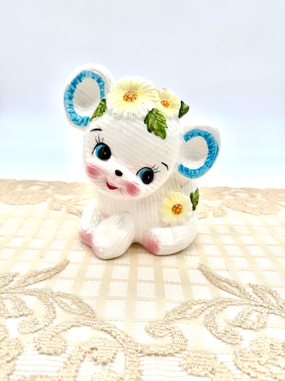 Vintage Lefton White Ceramic Mouse or Bear Planter - Kitschy Retro Flowers 6189 - Nursery Decor