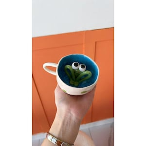 Handmade Frog Mug – Whimsical Ceramic Coffee Cup – 250ml Funny Animal Lover Gift-Handmade mug-coffee cup