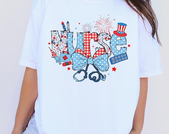 Camiseta patriótica de enfermera con colores que brindan comodidad