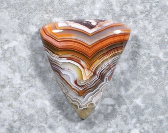 Red White Laguna Lace Agate Cabochon - Pretty Pendant Ring Stone (27 x 24 x 7 mm)