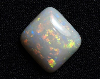 Australian Opal with Multicolor Fire - 4.86 Carats - 13 x 13 x 4 mm