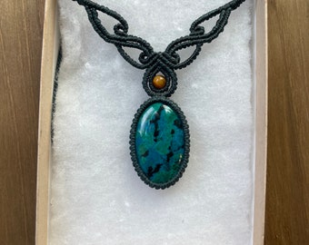 Chrysocolla  necklace, Macrame necklace , metal free, stone and macrame pendant, choker macrame necklace with stones.