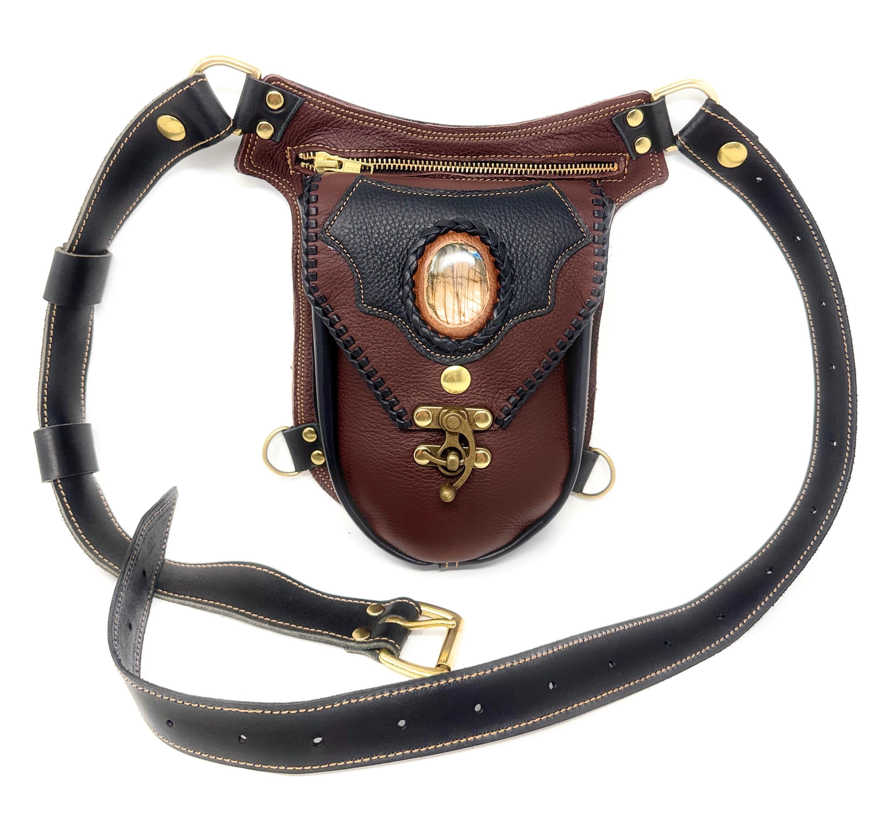 Handcrafted Leather Hip Bag Pouch, Pocket Belt, Utility Belt  display picture 3