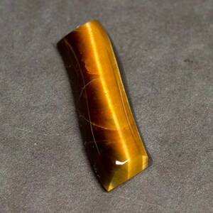 Tiger's Eye 15.1ct Bacon Cab image 2