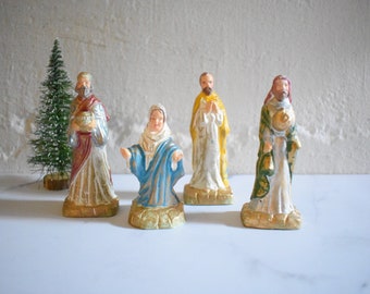 Small vintage chalkware nativity
