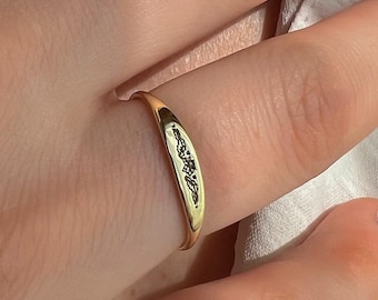 Gold Birth Flower Ring, Thin Custom Ring with Engraved Flowers, Handmade Floral Friendship Ring, Birth Month Flower Ring, 14k Signet Ring