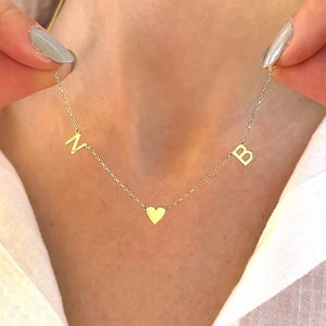 Gold Heart Initial Letter Necklace, Custom Initial Necklace, Valentine&#39;s Day Gift, Heart Couple Jewelry, Personalized Letter Necklace