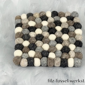 Felt coaster, table decoration, pot stand, grey/white, square, Ø 20 cm
