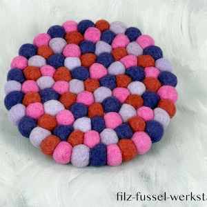Felt coaster, table decoration, pot stand, purple/pink, round, Ø 20 cm