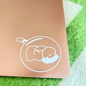 Calcomanía de Ponyo / Vinilo minimalista de Studio Ghibli / Decoración impermeable para portátil, tableta y botella de agua