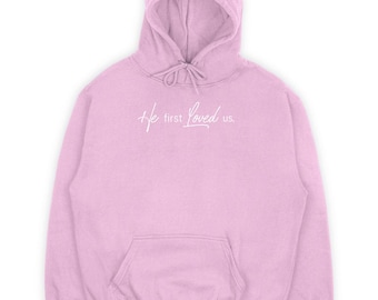 Nosotros, los amados — Sudadera con capucha estampada a mano por DVRLTY Studios