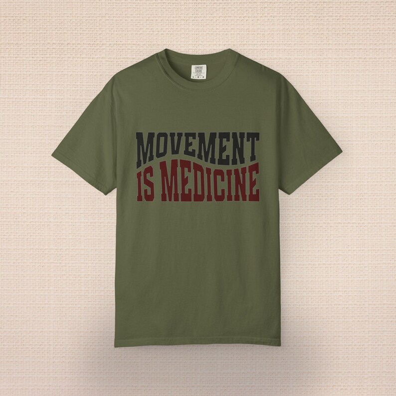 Movement is Medicine Unisex T-shirt for Physical Therapists & Yoga Instructors imagem 4