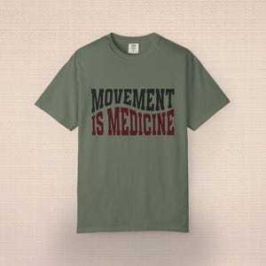Movement is Medicine Unisex T-shirt for Physical Therapists & Yoga Instructors imagem 5