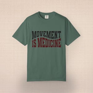 Movement is Medicine Unisex T-shirt for Physical Therapists & Yoga Instructors imagem 7