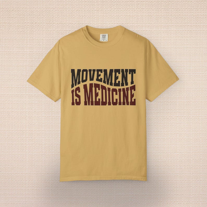 Movement is Medicine Unisex T-shirt for Physical Therapists & Yoga Instructors imagem 3