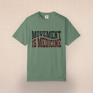 Movement is Medicine Unisex T-shirt for Physical Therapists & Yoga Instructors imagem 6
