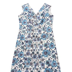 Vintage 70s Blue Floral Day Dress | UK 14 | Sleeveless V-Neck | Bold Print | Vintage Dress | Fashion History |