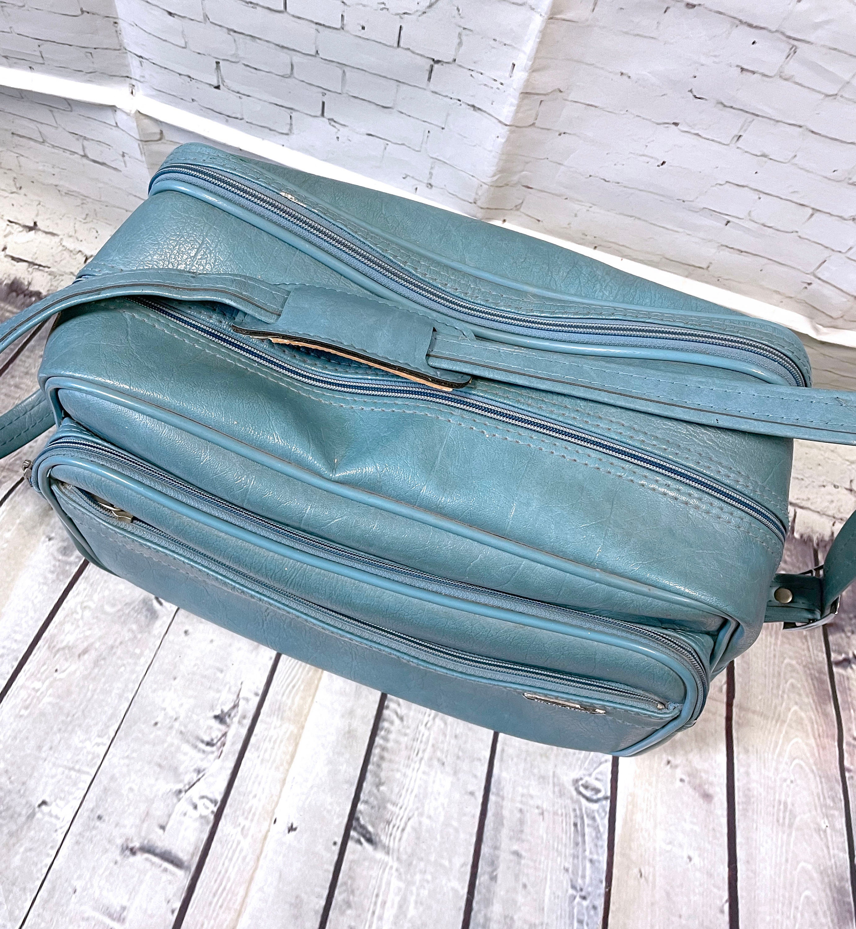Vintage Holdall 1960s Vintage Blue Revelation Overnight Bag, Vintage