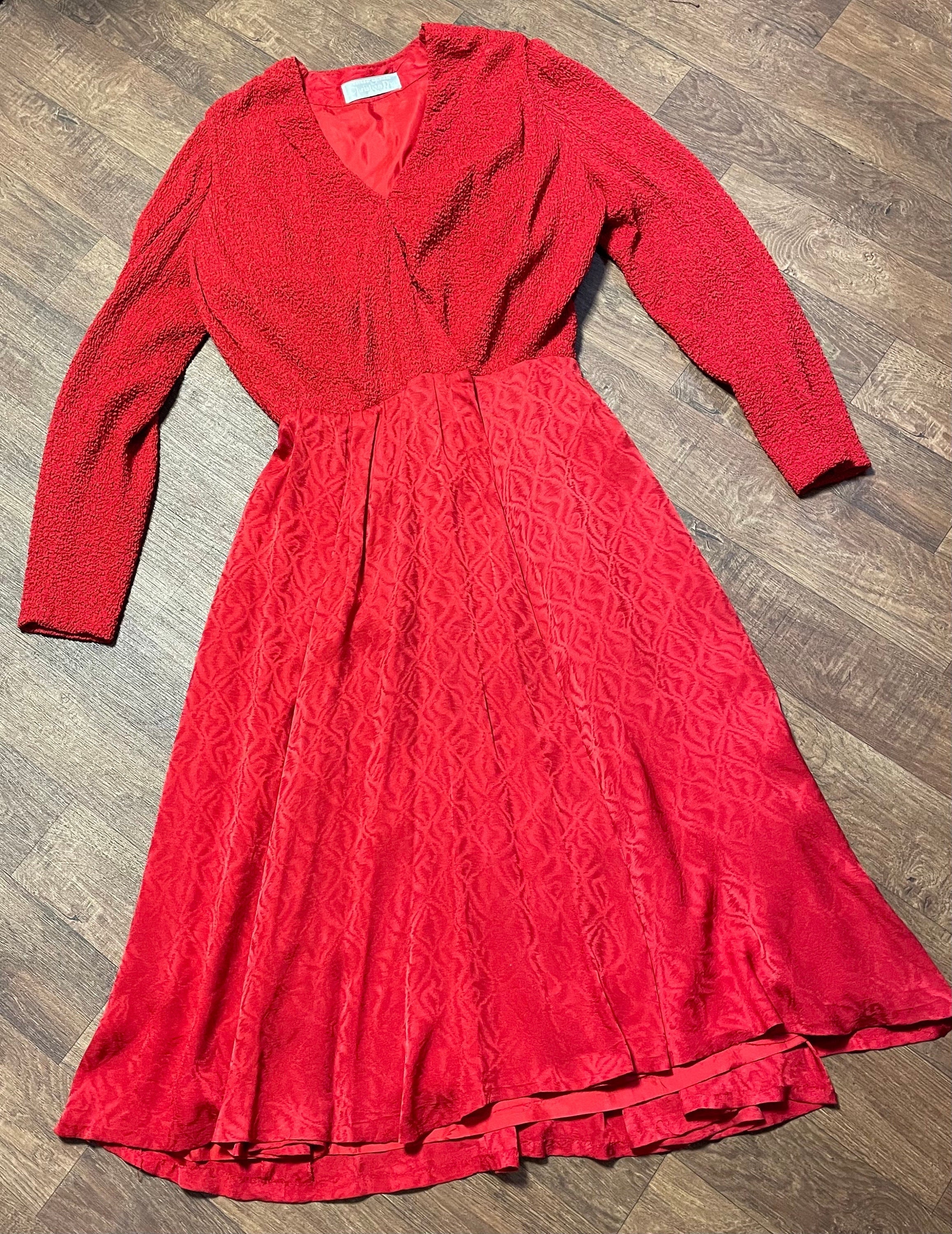 Christian Dior Scarlet Red Wool Crêpe Dress Christian Dior La Doyenne #47 Christian Dior Scarlet Red Wool Crêpe Dress Christian Dior La Doyenne