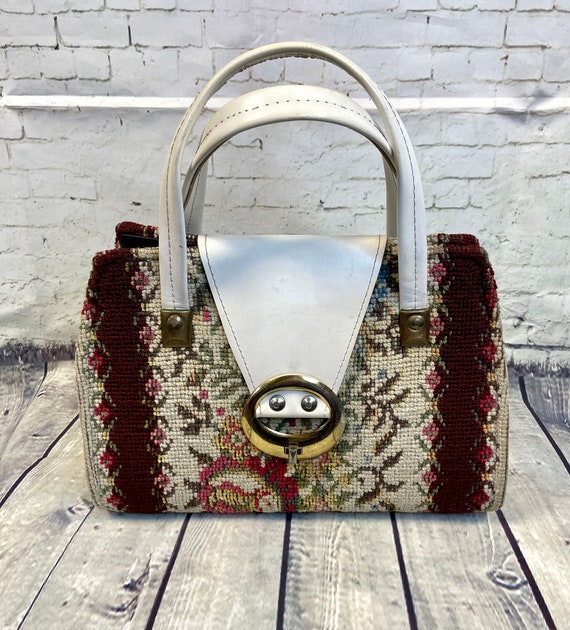 Retro handbag sale