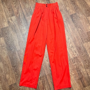Vintage Hose | 1990s Vintage Rote Super High Waist Hose Größe 39 Vintage Hose, Gelbe Hose, Stil der 90er Jahre