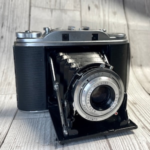 Vintage Camera | Vintage 1950s Agfa Isolette III Camera & Leather Case, Agfa Camera, Vintage Photography, 1950s Camera
