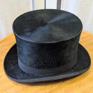 Vintage Top Hat | Antique Victorian Black Plush Silk Top Hat | Antique Top Hat, Fashion History, Historical Clothing