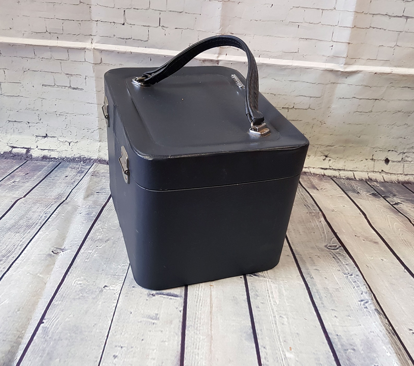 Vintage Vanity Case 1960s Vintage Revelation Silverline Etsy