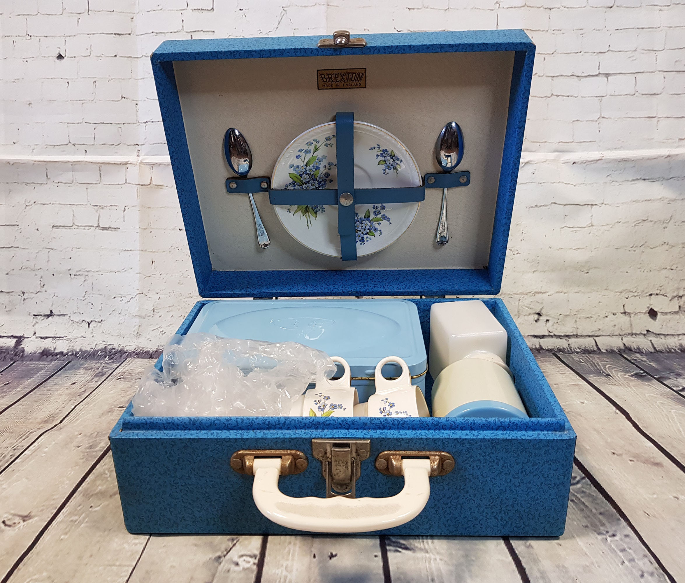 Vintage Brexton Picnic Set for Two: 1950s Blue Hamper - Etsy