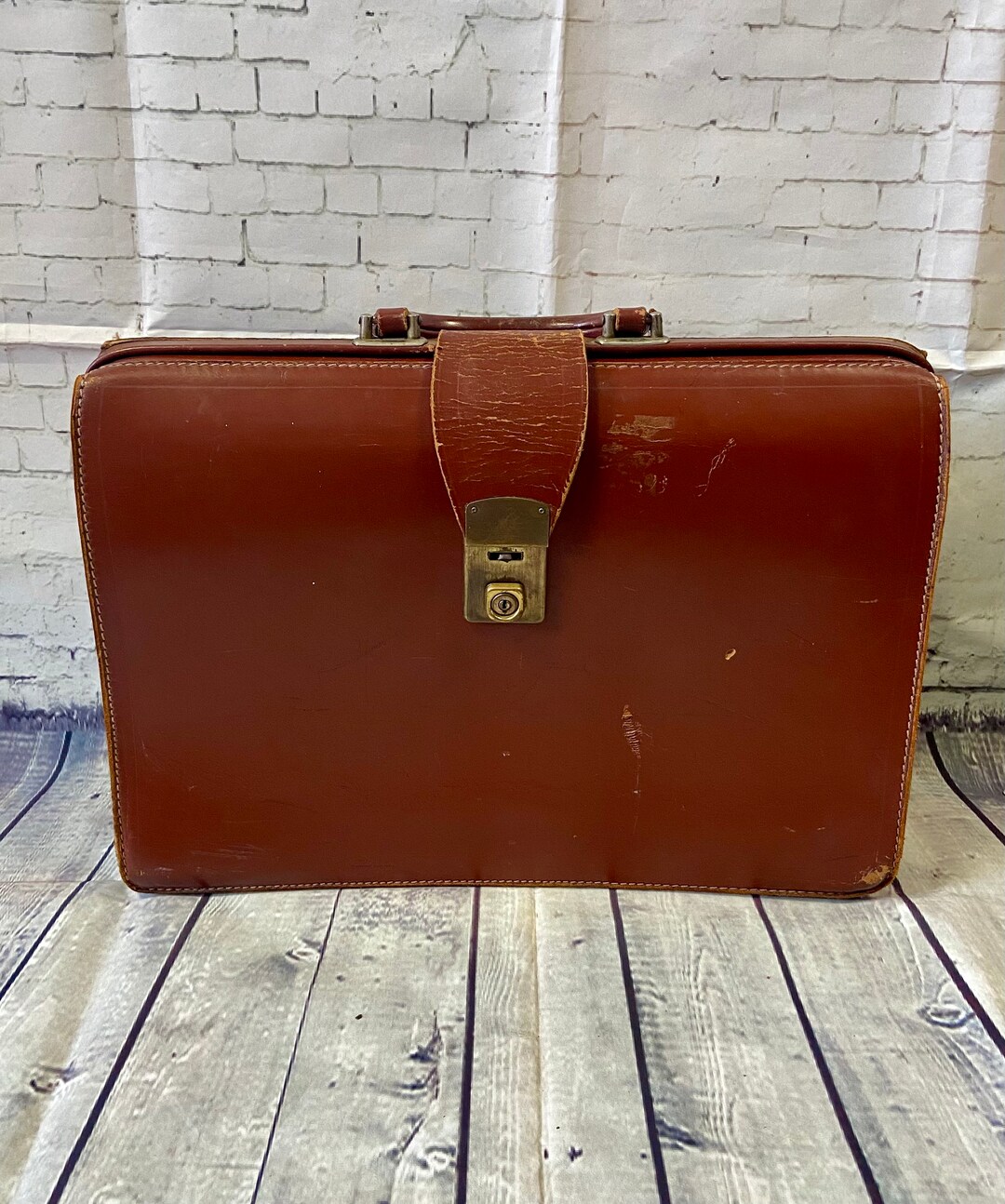 Vintage Doctors Bag Original 1960s Vintage Rich Tan Doctor's Bag