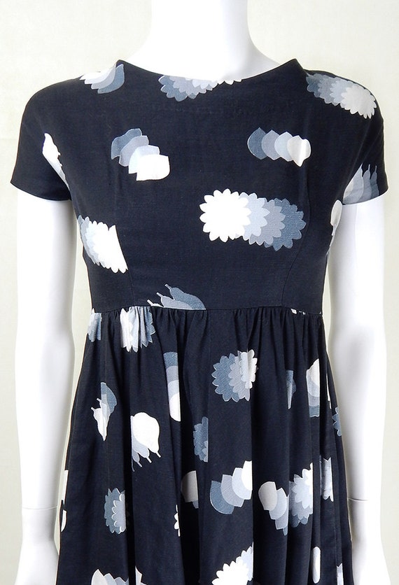 petite size dresses uk