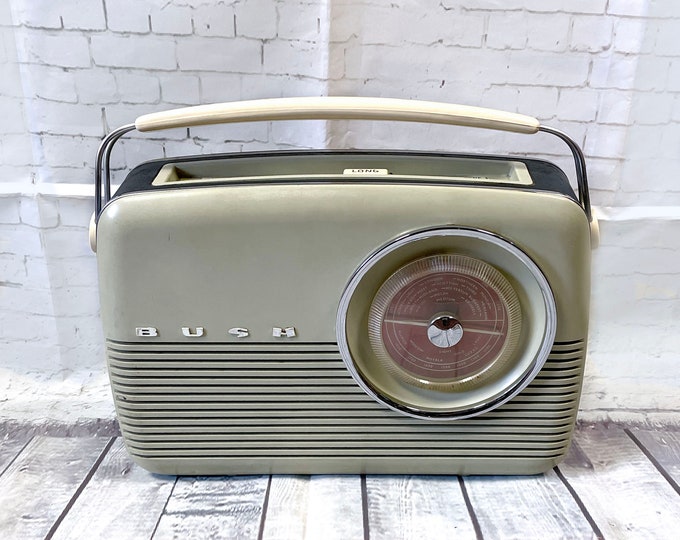Vintage Bush Radio | Original 1950s Vintage Cream Bush TR82C Radio ...