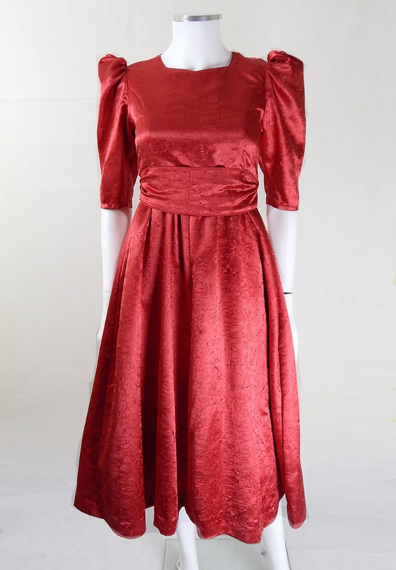 vintage style prom dresses uk