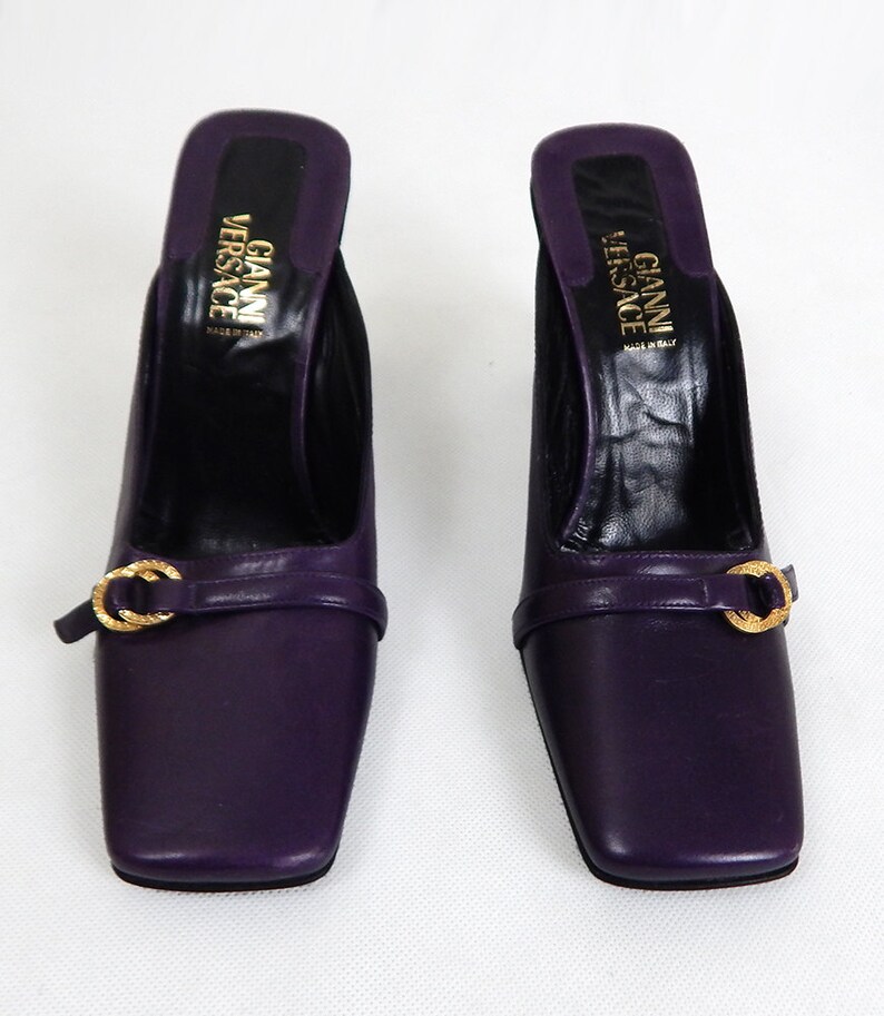 Versace, vintage shoes, designer, designer vintage shoes, Versace shoes, 1980s shoes, vintage Versace shoes, purple shoes, unique shoes, vintage designer shoes, vintage Versace mules, unique shoes, unique gifts, gifts for her