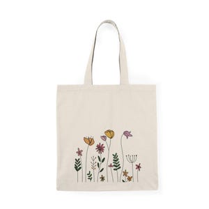 Floral Tote Bag, Gift for Flower Lover, Gift for Nature Lovers, Minimalist Aesthetic Tote Bag, Cute Floral Canvas Tote Bag for Her