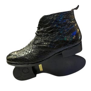 Genuine python leather custom black men&#39;s boots handmade luxury shoes personalized with name stylish exotic skin dress boot design