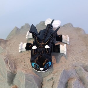 Toothless, Light Fury & Baby Dragons (Dart, Pouncer, Ruffrunner) – Articulated 3D Printed HTTYD Figures | Family Bundle or Singles Dart