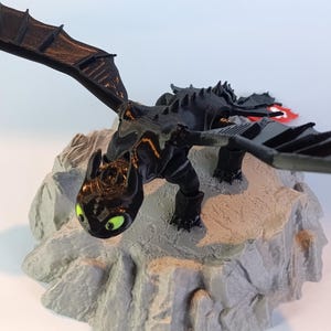 Toothless, Light Fury & Baby Dragons (Dart, Pouncer, Ruffrunner) – Articulated 3D Printed HTTYD Figures | Family Bundle or Singles Toothless - Black