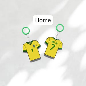 Llavero personalizado de Brasil / Nombre y número personalizados / Etiqueta para bolso de fútbol / Regalo para aficionados al fútbol del Mundial Home