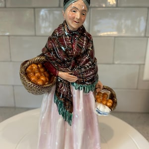 Royal Doulton &quot;The Orange Lady&quot; HN1759 | Vintage Street Vendor Figurine. Leslie Harradine Design | 1936–1975 Collectible | English Porcelain