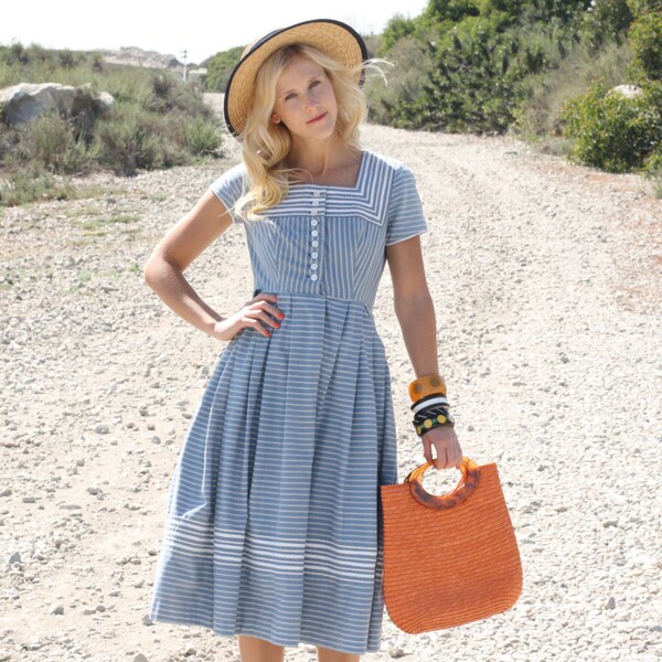 Vintage 1950s Dress / 50s Cotton Dress / Blue Pin Striped Button-Up Dress XS