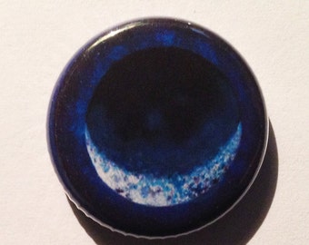 Button – ‘Crescent Blue Moon’- 1 inch-Pinback Art Button of, ‘Crescent Blue Moon', Original Oil Painting by Shelley Irish