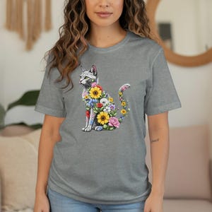 Floral Cat T-Shirt, Botanical Kitty Tee, Unique Cat Lover Gift, Artistic Animal Shirt, Flower Cat Design, Trendy T Shirt, Cool Graphic Tee