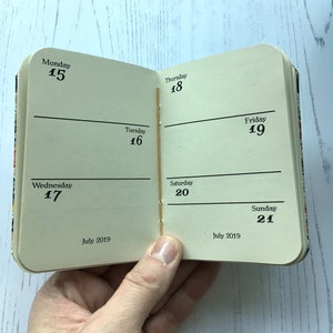 A7 weekly planner 2024, 2025, 2026, custom date, florentine paper, Coptic binding, journal, notebook, mini diary image 3