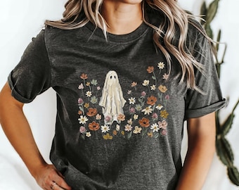 Vintage Wildflower Ghost Shirt, Spooky Floral Halloween Tee, Botanical Fall Top, Cottagecore Ghost Gift, Autumn Graphic Shirt